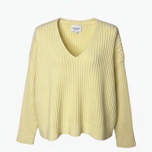 Women's Ribbed V-Neck Sweater (Light Creamy Yellow color)